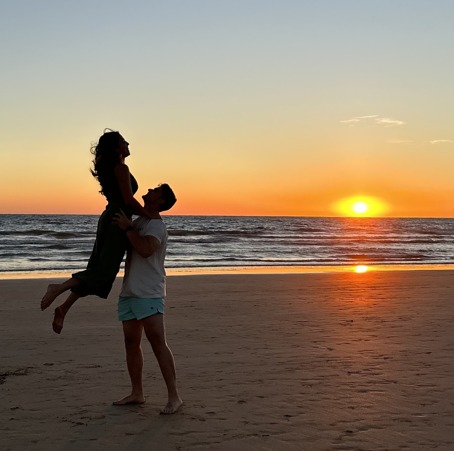 Bárbara y Pablo en la playa